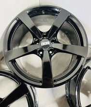 Load image into Gallery viewer, OEM 18&quot; Porsche Macan S Factory Forged Wheels Rims Set Black Gloss Staggered
